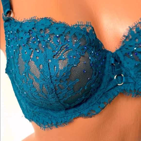 VS 32b 32c 34b Fashion Show Bling Unlined Bra - Picture 2 of 3